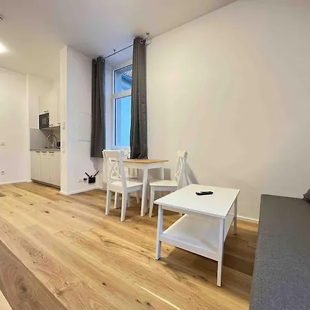 Apartment Am1089 - Moderne Monteurwohnung Uebergangswohnung Amberg